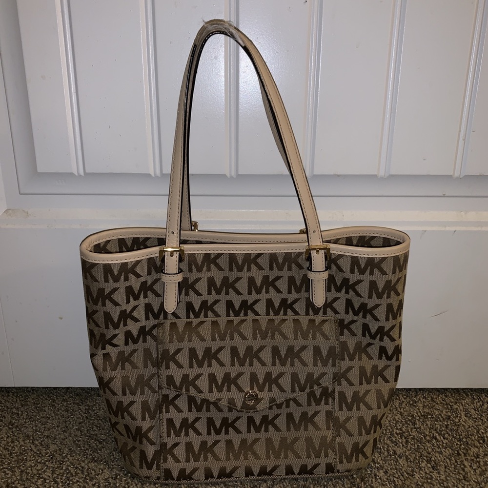 Michael Kors  purse